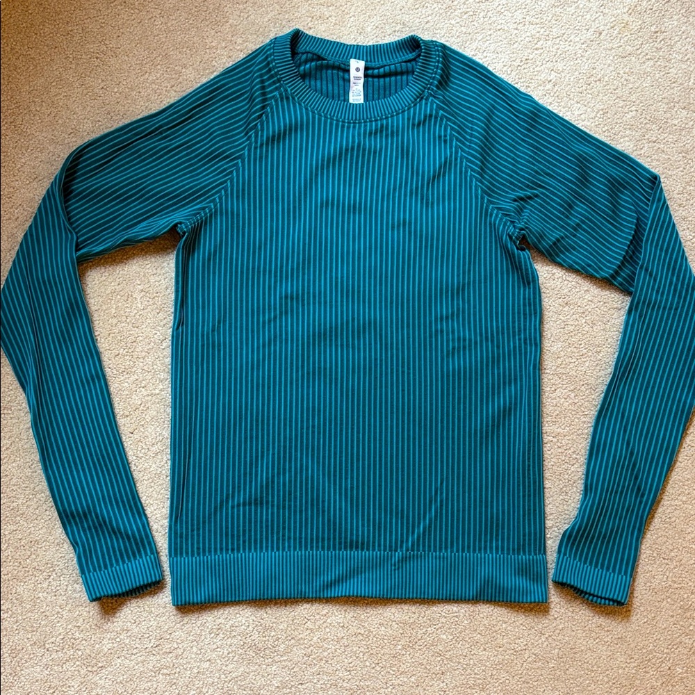 Lululemon Rest Less Pullover size 6
